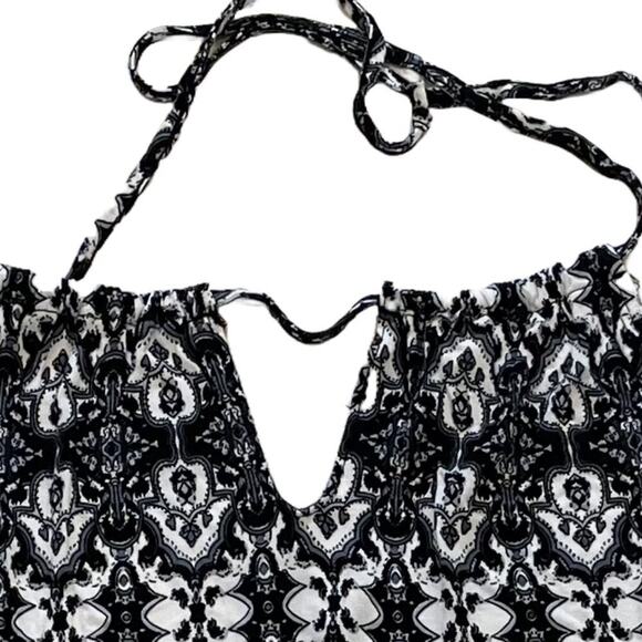 Lascana Black & White Geometric Print Keyhole Tie Halter Top, Low Back 8/10 - Picture 4 of 11